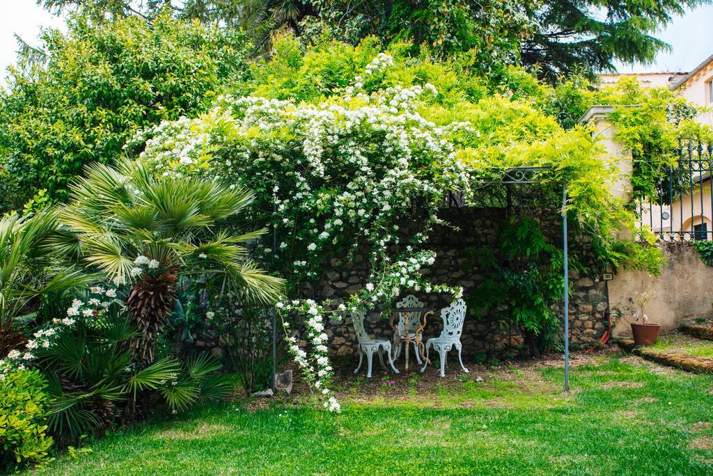 Agriturismo Castello Santa Margherita Cori Exterior foto